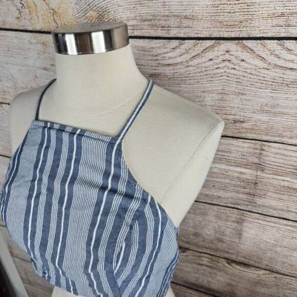 American‎ Eagle Outfitters Women's Striped Blue White Crop Top Size Medium - Picture 3 of 7